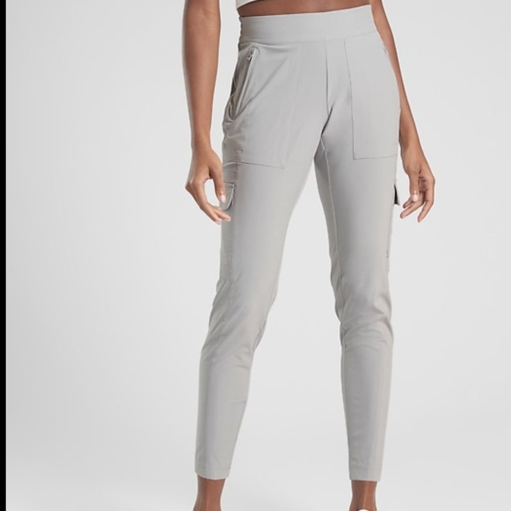 Athleta Chelsea Cargo Pant Light Grey